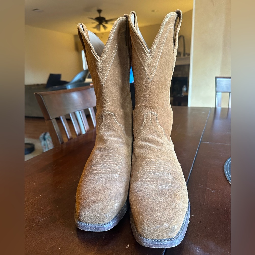 TECOVAS 'THE JOHNNY' HONEY SUEDE SIZE 11D